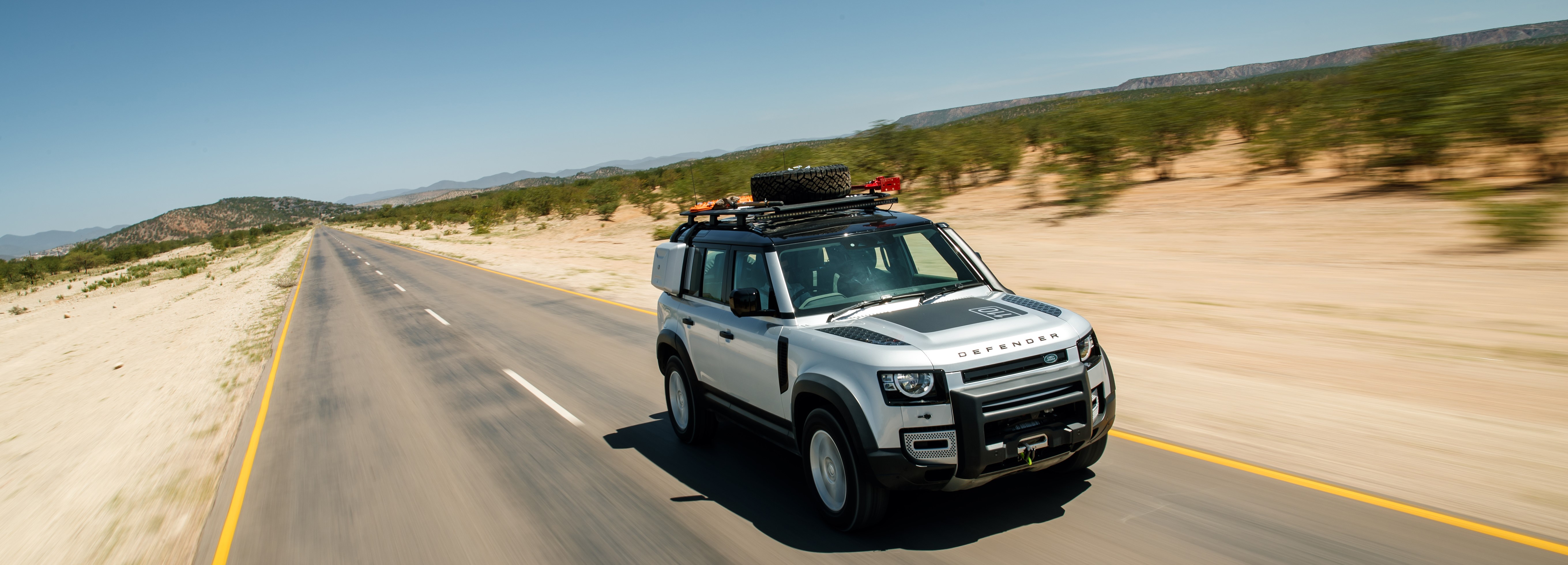 LR_DEF_20MY_NAMIBIA_ONROAD_250320_11